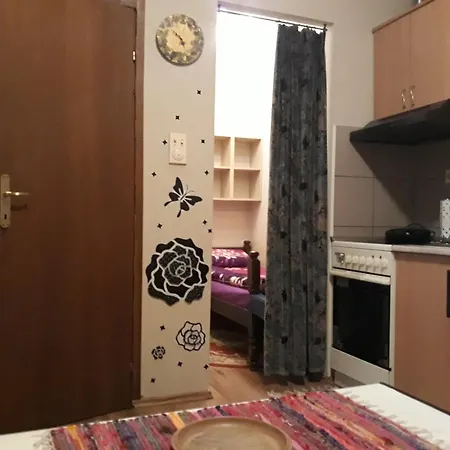 Apartment Zvezdara Stan Belgrade
