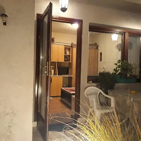 Zvezdara Stan Apartment